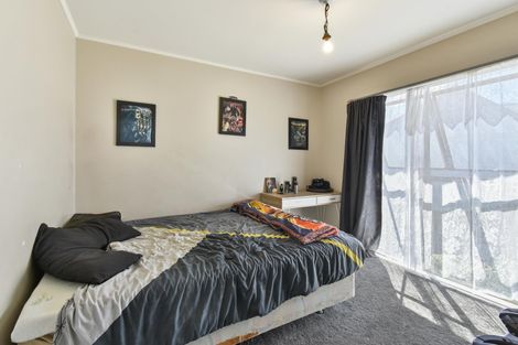 Photo of property in 5 Iris Place, Clendon Park, Auckland, 2103
