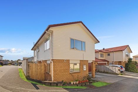 Photo of property in 3 Tavua Lane, Ranui, Auckland, 0612