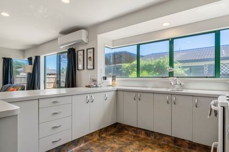 Photo of property in 63 Kane Road, Papamoa Beach, Papamoa, 3118