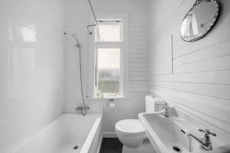 Photo of property in 5 Te Mome Road, Alicetown, Lower Hutt, 5010