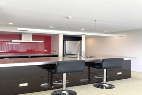 Photo of property in Piermont Apartments, 5c/82 Cable Street, Te Aro, Wellington, 6011