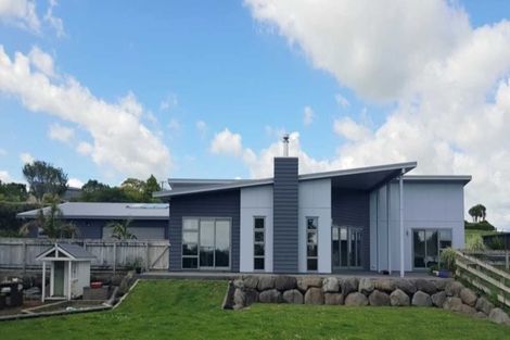 Photo of property in 112 Ackworth Road, Lepperton, New Plymouth, 4373