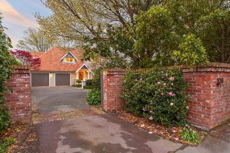 Photo of property in 106 Fendalton Road, Fendalton, Christchurch, 8014