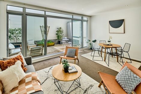 Photo of property in Las Olas De Cuba, 2/35 Torrens Terrace, Mount Cook, Wellington, 6011