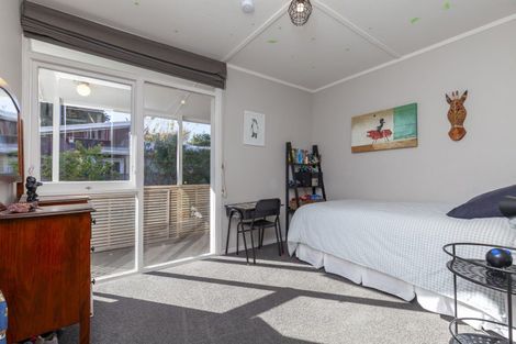 Photo of property in 80 Renown Road, Raumati South, Paraparaumu, 5032