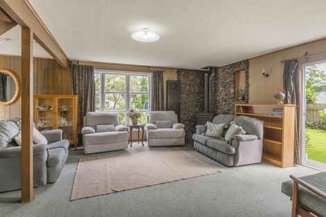 Photo of property in 31 Holyoake Crescent, Avalon, Lower Hutt, 5011