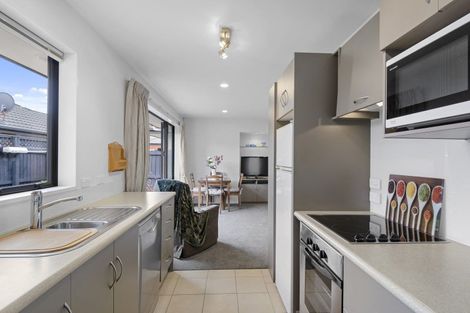 Photo of property in 4/19 Tower Street, Hornby, Christchurch, 8042