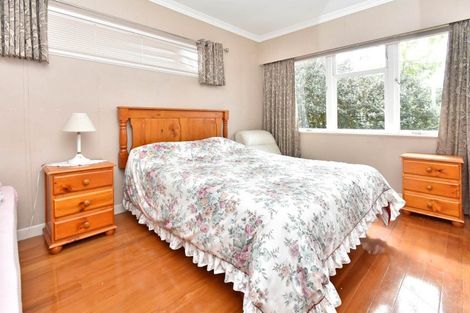 Photo of property in 44 Orams Road, Hillpark, Auckland, 2102