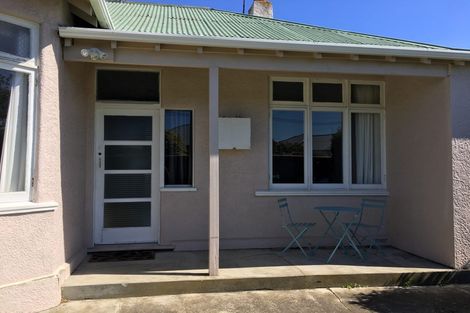Photo of property in 74 Hargest Crescent, Saint Clair, Dunedin, 9012