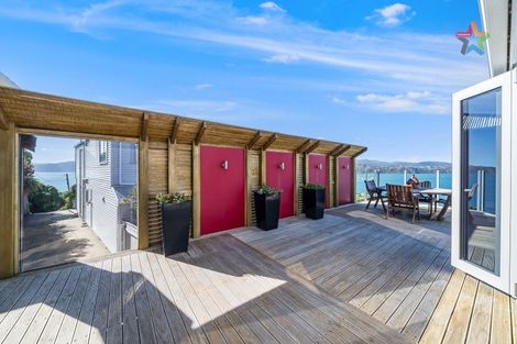 Photo of property in 26a Tai Paku Paku Road, Karaka Bays, Wellington, 6022