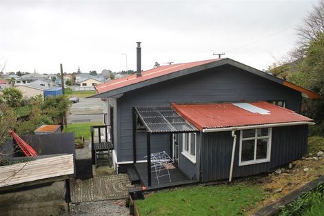 Photo of property in 3 Sturge Street, Cobden, Greymouth, 7802