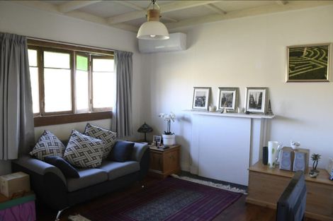 Photo of property in 16b Sulphur Beach Road, Northcote Point, Auckland, 0627