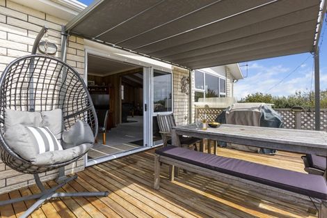 Photo of property in 41 Discovery Place, Marfell, New Plymouth, 4310