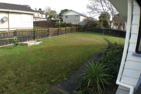 Photo of property in 11 Santiago Crescent, Unsworth Heights, Auckland, 0632