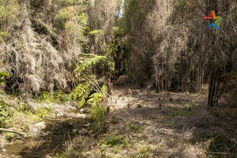 Photo of property in 380 Moores Valley Road, Wainuiomata, 5373