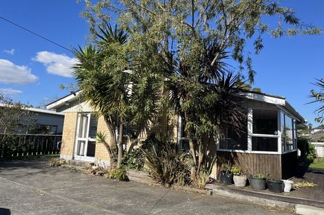 Photo of property in 1/4 Campbell Place, Papakura, 2110