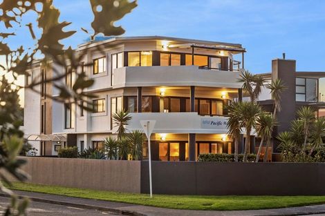 Photo of property in 1/248 Hibiscus Coast Highway, Orewa, 0931