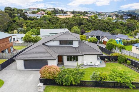 Photo of property in 40 Navigation Drive, Whitby, Porirua, 5024