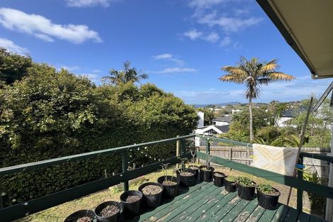 Photo of property in 1/207 East Coast Road, Castor Bay, Auckland, 0620