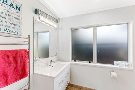 Photo of property in 21 Somerby Mews, Silverstream, Upper Hutt, 5019