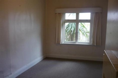 Photo of property in 6 Wakefield Street, Welbourn, New Plymouth, 4310