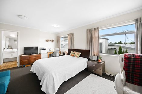 Photo of property in 20c Kelvin Place, Hamilton East, Hamilton, 3216