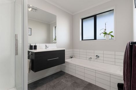 Photo of property in 96 Solway Crescent, Solway, Masterton, 5810