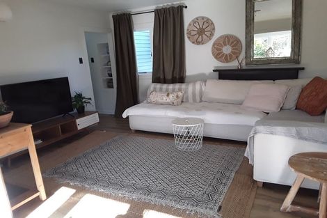 Photo of property in 1/22 Neptune Avenue, Beach Haven, Auckland, 0626