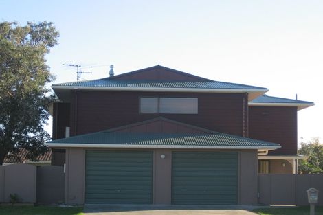 Photo of property in 46 Olive Terrace, Paraparaumu Beach, Paraparaumu, 5032