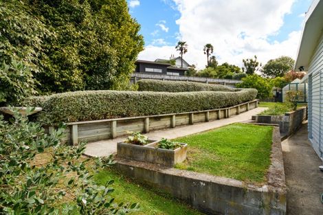 Photo of property in 12 Highfield Road, Feilding, 4702