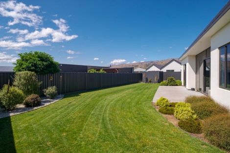 Photo of property in 9 Caledonian Place, Cromwell, 9310