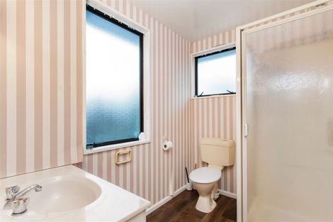 Photo of property in 15 Sevenoaks Drive, Bryndwr, Christchurch, 8053