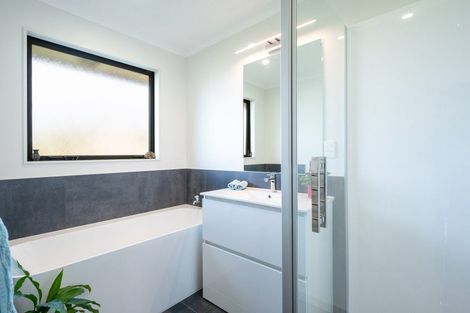 Photo of property in 6 James Cross Place, Mapua, 7005