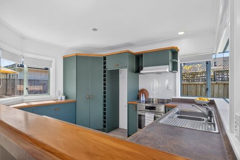 Photo of property in 8 Bowen Street, Cambridge, 3434