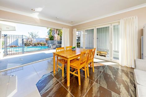 Photo of property in 20 Jane Eyre Drive, Somerville, Auckland, 2014