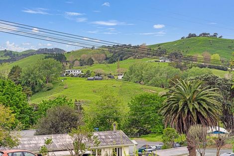 Photo of property in 14 View Street, Maungaturoto, 0520