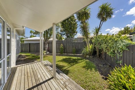 Photo of property in 5 Newton Place, Westbrook, Palmerston North, 4412