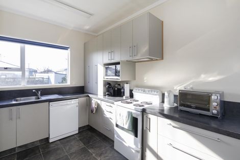 Photo of property in 16 Foyle Street, Oamaru North, Oamaru, 9400