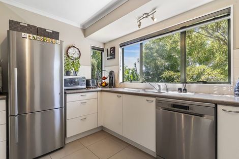 Photo of property in 21 Castaway Place, Gulf Harbour, Whangaparaoa, 0930