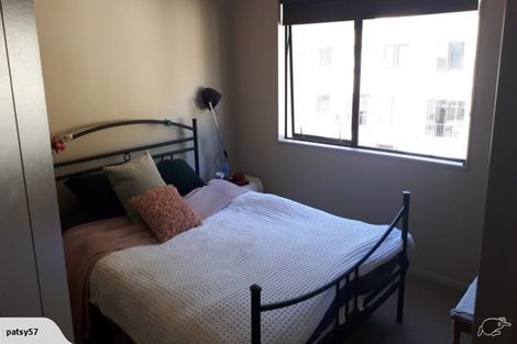 Photo of property in Te Kakariki Apartments, 2/2 Wellington Road, Paekakariki, 5034