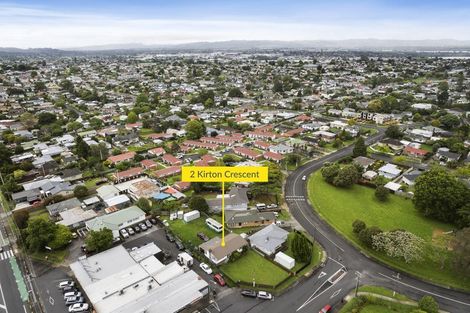 Photo of property in 2 Kirton Crescent, Manurewa, Auckland, 2102