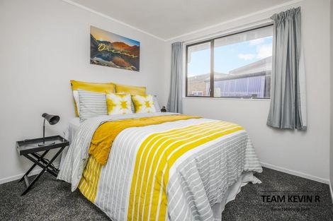 Photo of property in 2/27 Scott Road, Papakura, 2110