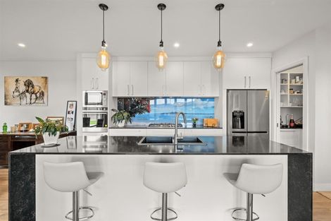 Photo of property in 121 Tapu Road, Huapai, Kumeu, 0810