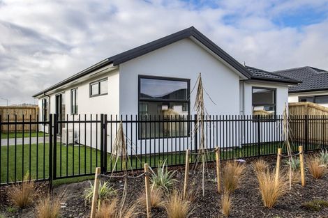 Photo of property in 11 Oakvale Lane, Halswell, Christchurch, 8025