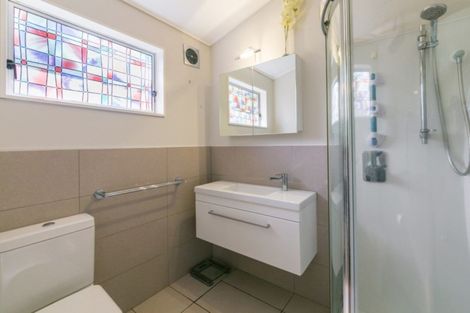 Photo of property in 57b Napier Terrace, Hospital Hill, Napier, 4110