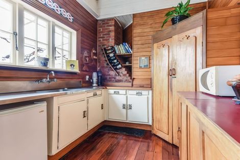 Photo of property in 38 Mount Street, Nelson South, Nelson, 7010