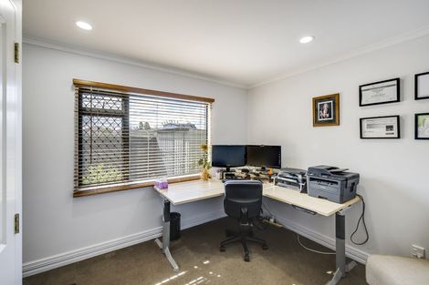 Photo of property in 4a Mission Road, Greenmeadows, Napier, 4112