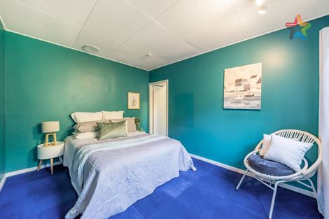 Photo of property in 12 Whiorau Grove, Lowry Bay, Lower Hutt, 5013