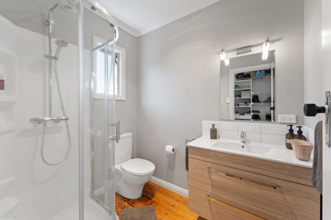 Photo of property in 29 Doone Street, Lynmouth, New Plymouth, 4310