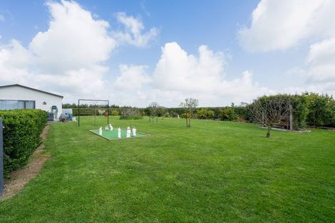 Photo of property in 9 Ruapai Drive, Levin, 5571